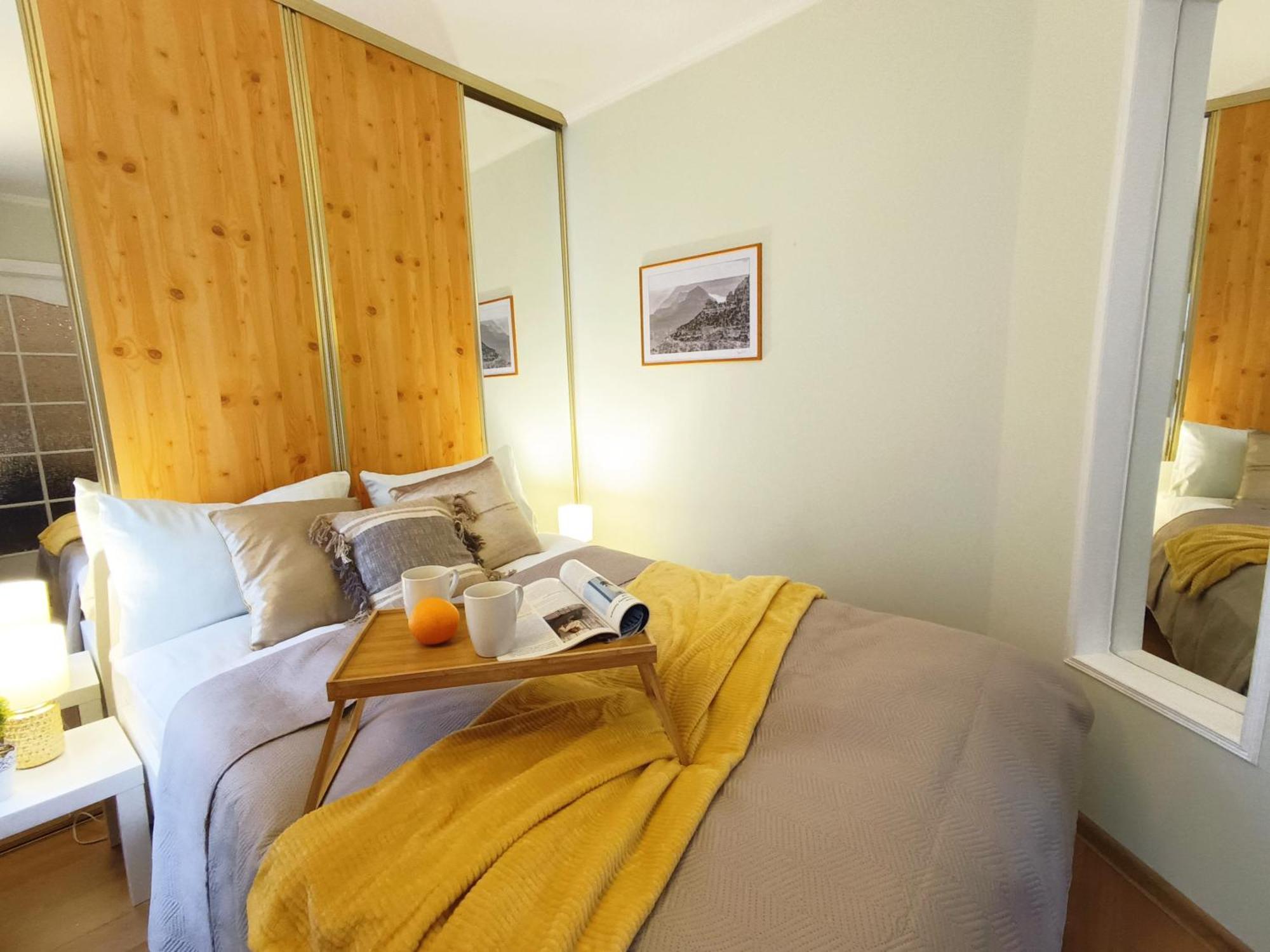 Two Bedroom Apartment In Old Town, Up To 6 Guests Riga Esterno foto