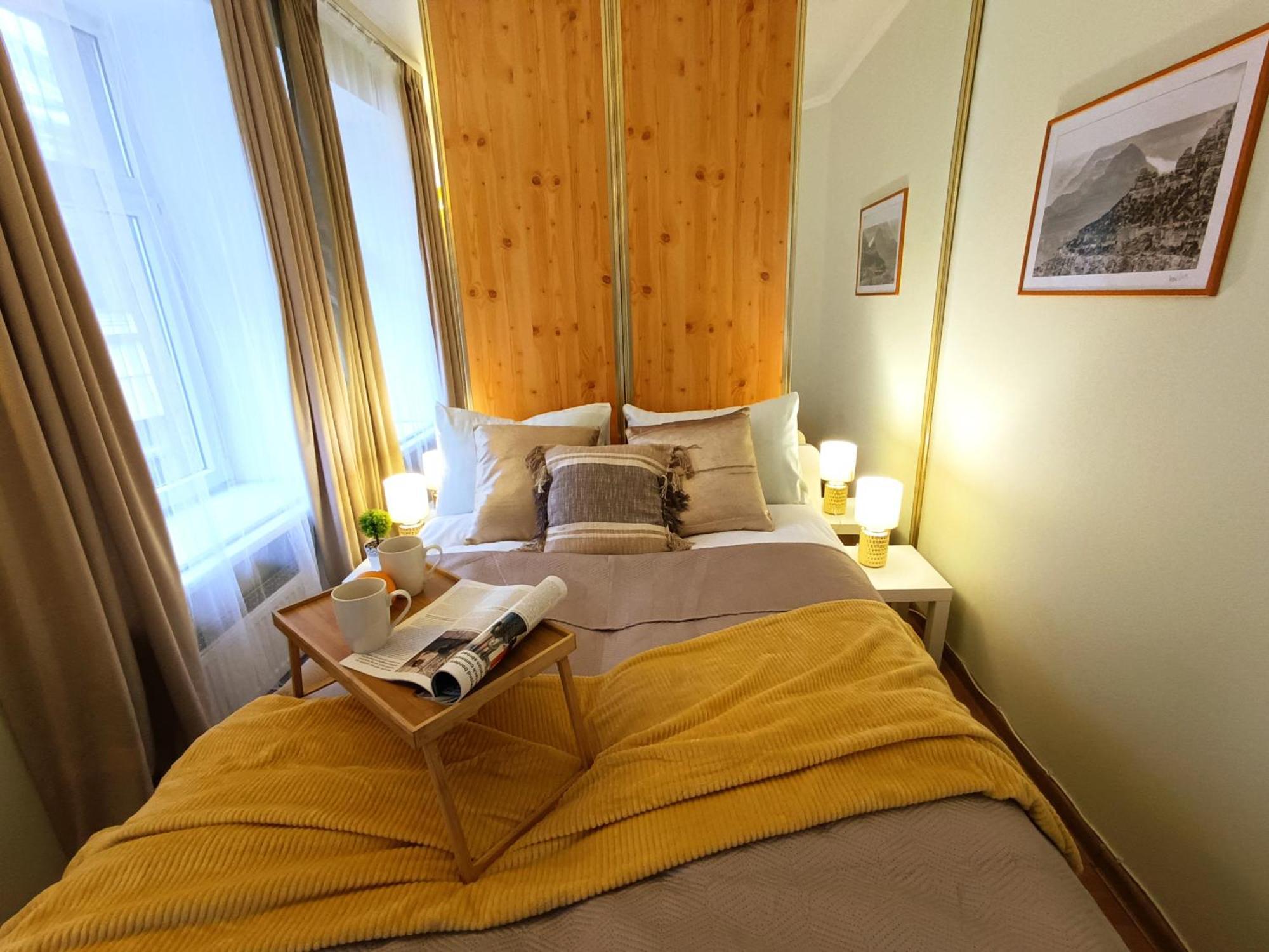 Two Bedroom Apartment In Old Town, Up To 6 Guests Riga Esterno foto